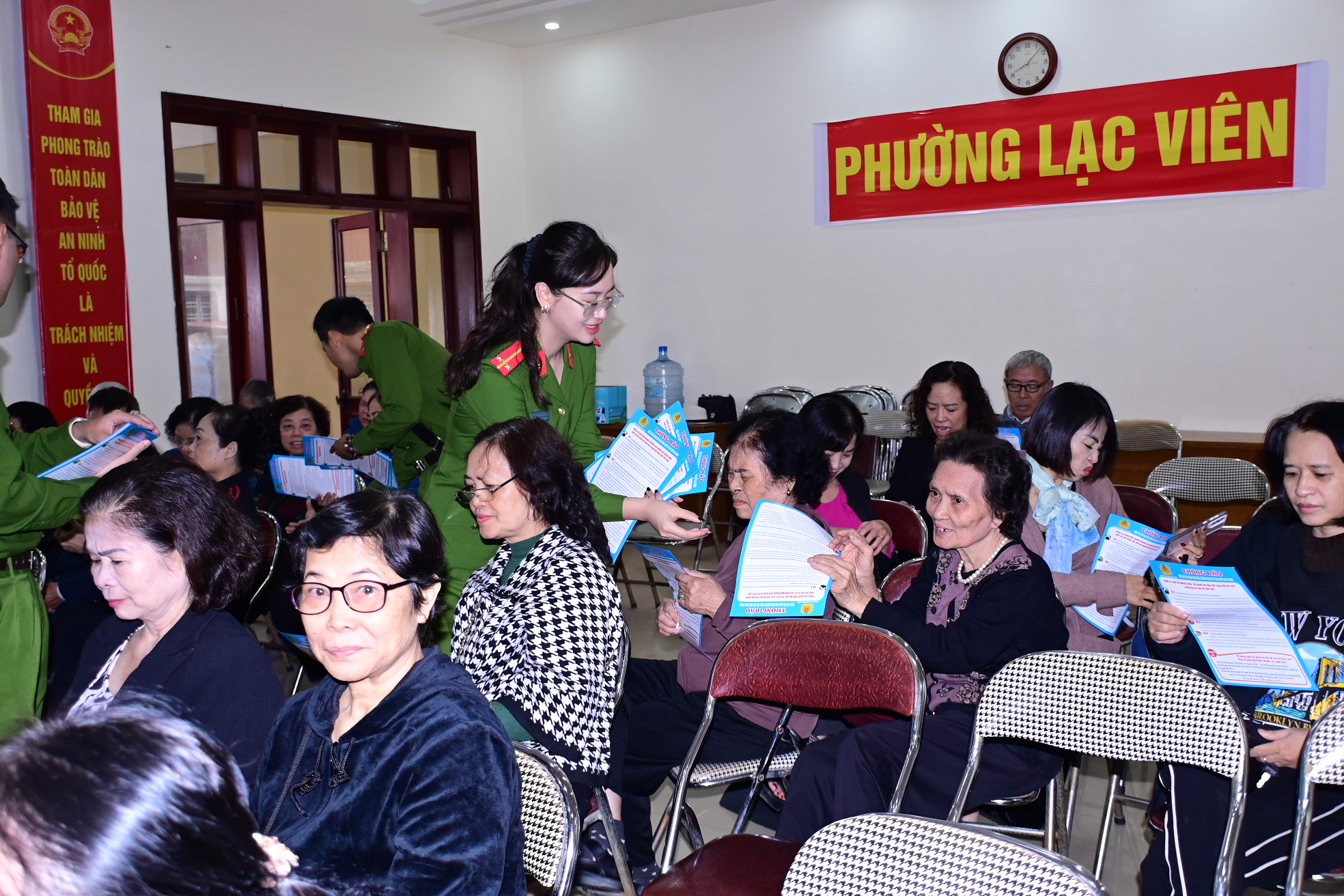 Công an quận Ngô Quyền: Tuyên truyền phòng ngừa tội phạm lừa đảo chiếm đoạt tài sản trên không gian mạng, phòng chống tội phạm mua bán người